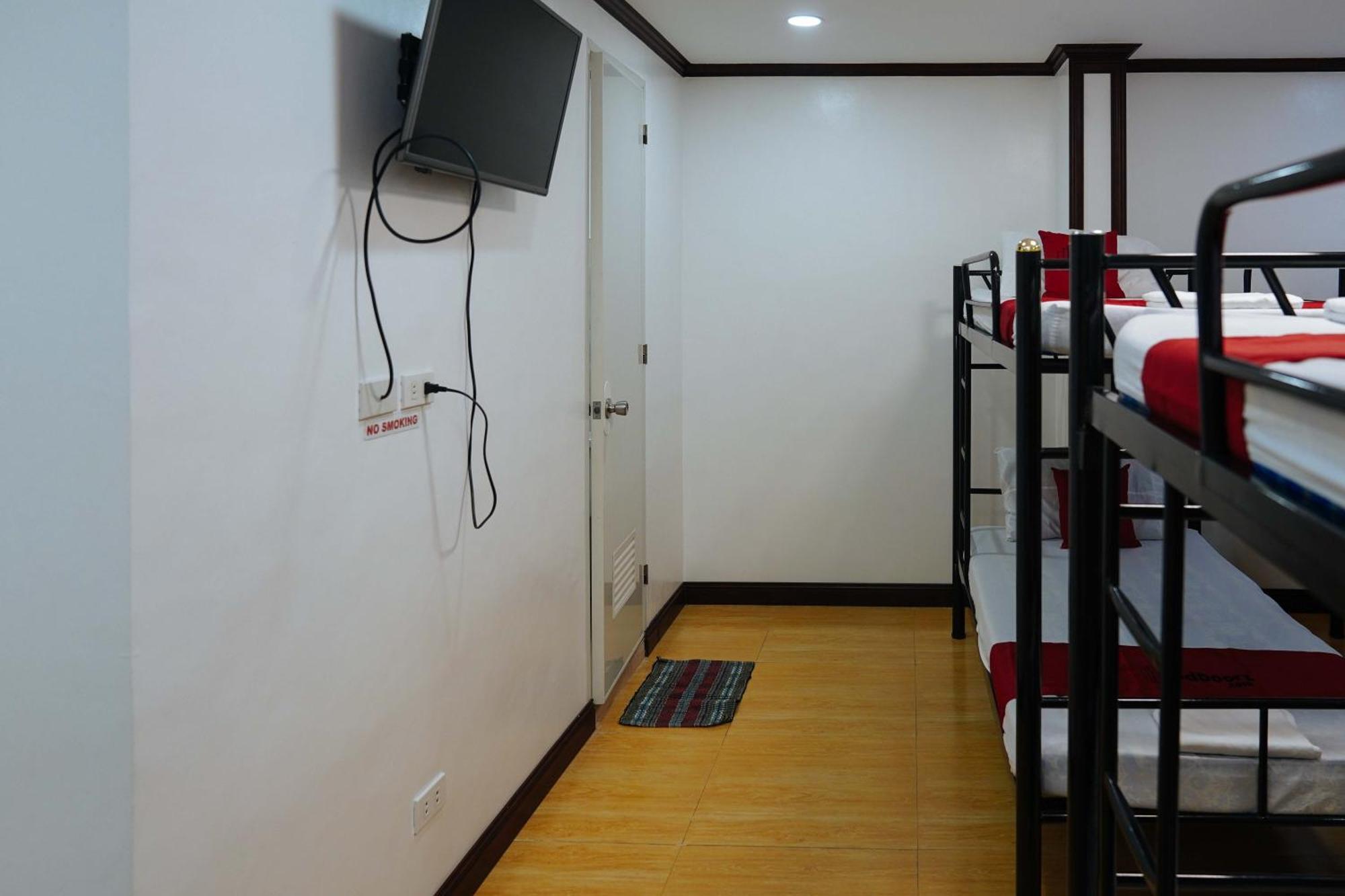 Reddoorz Plus At Billy'S Resort ออสลอบ ภายนอก รูปภาพ