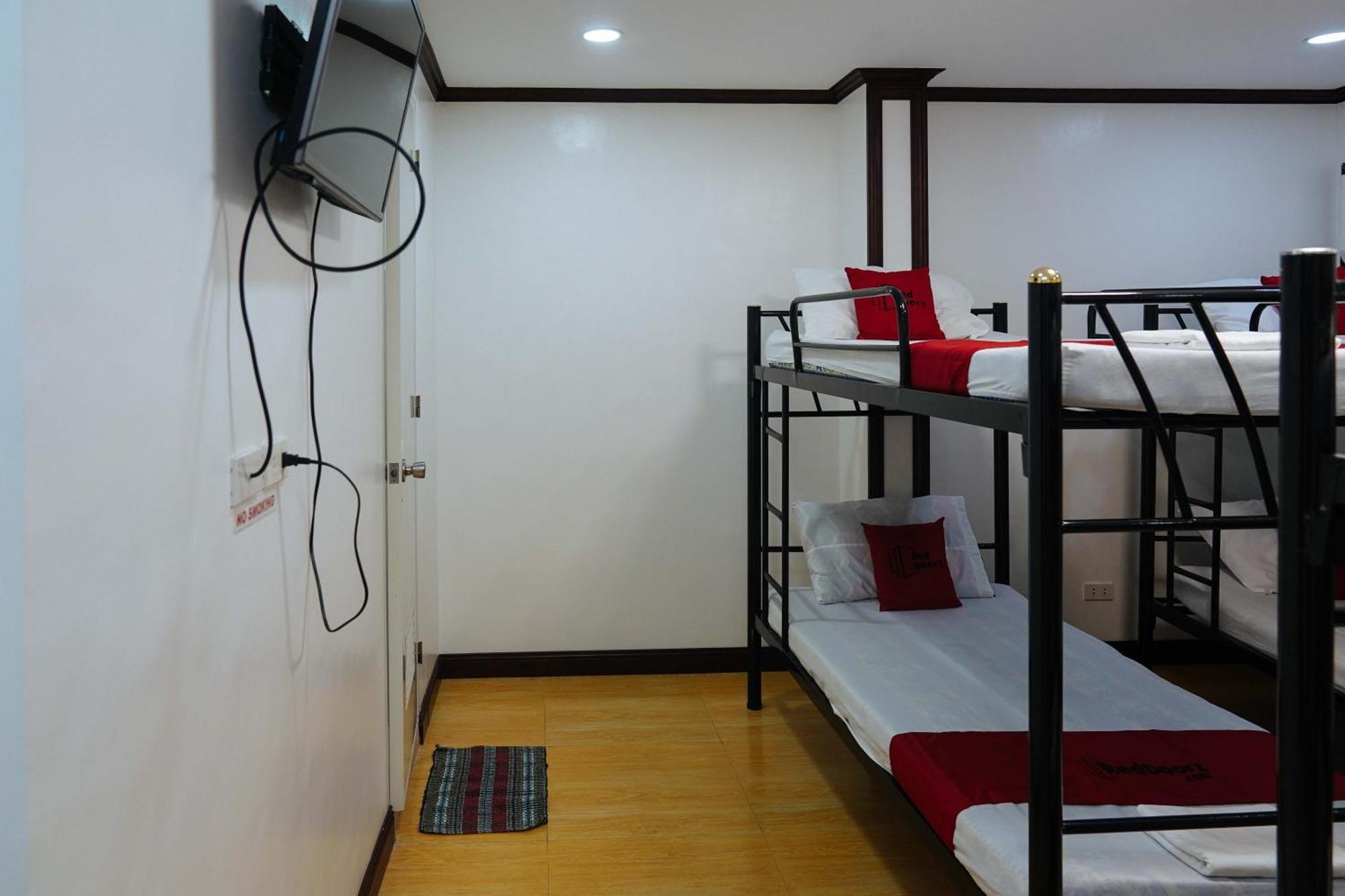 Reddoorz Plus At Billy'S Resort ออสลอบ ภายนอก รูปภาพ